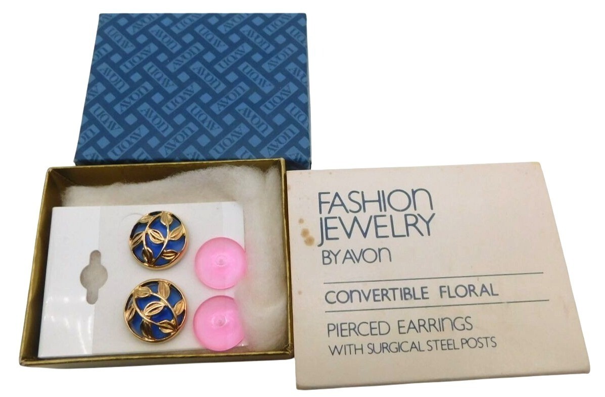 Vintage Avon Fashion Jewelry Convertible Floral Pieces Earrings in Box