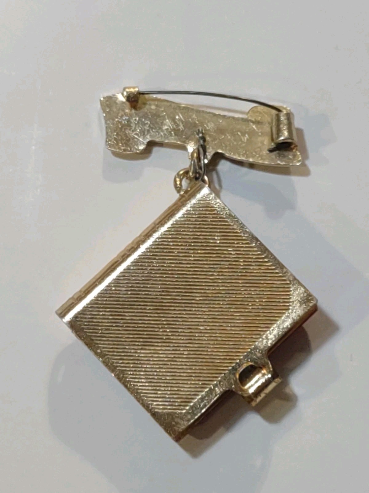 Vintage Czestochowa Mini Post Card Locket Brooch Porta-Saint Spiritual Capital