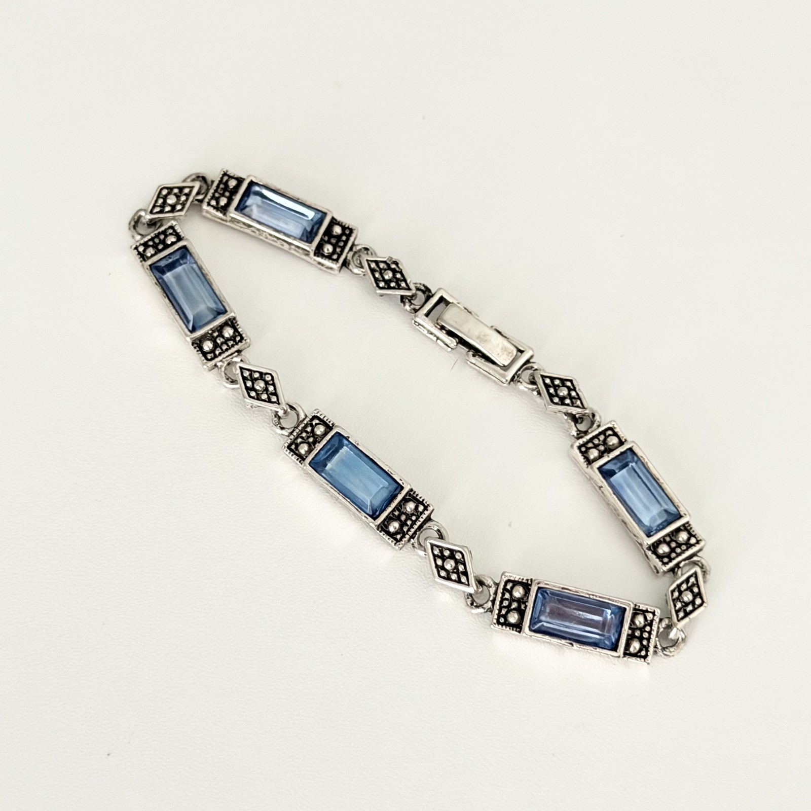 Vintage Blue Crystal Faux Marcasite Silver Tone Chain Link Bracelet 6.75″