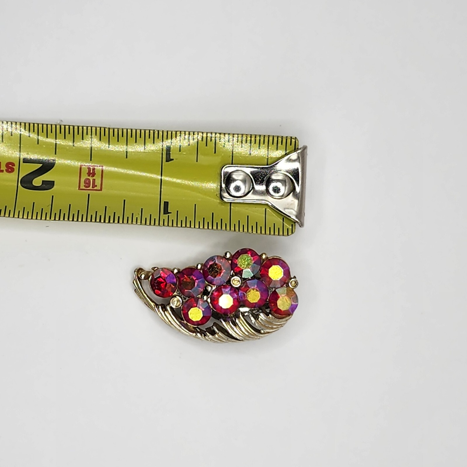 Vintage Lisner Fuchsia Red Aurora Borealis Rhinestone Feather Leaf Clip Earrings