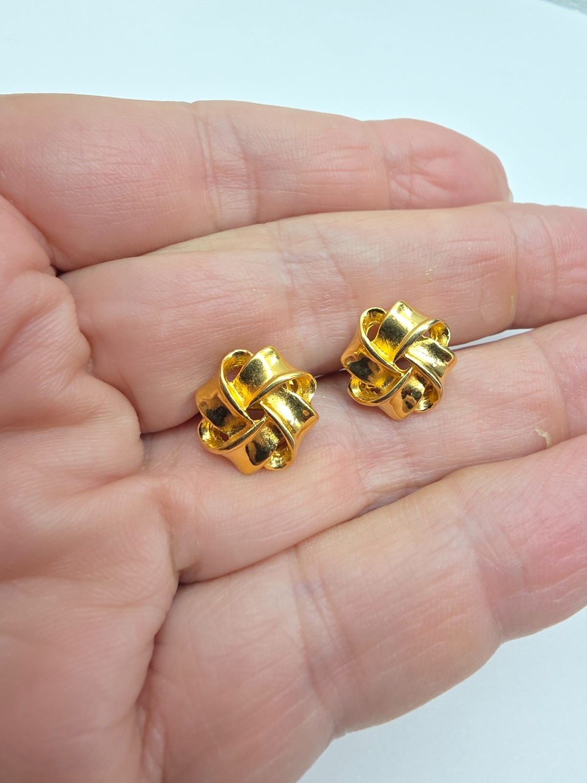 Gold Tone Metal Knot Screw Back Earrings Vintage