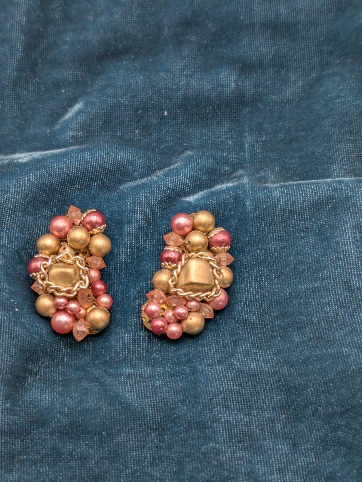 Made in Japan Vintage Jewelry Set Pink & Pearl & Gold Necklace & Earrings