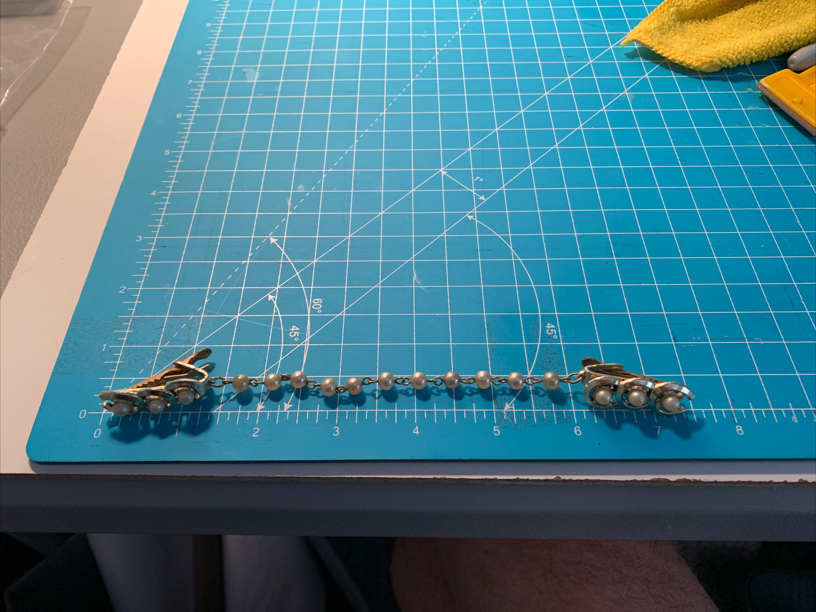 Vtg Jewelry Not Sure What It Is