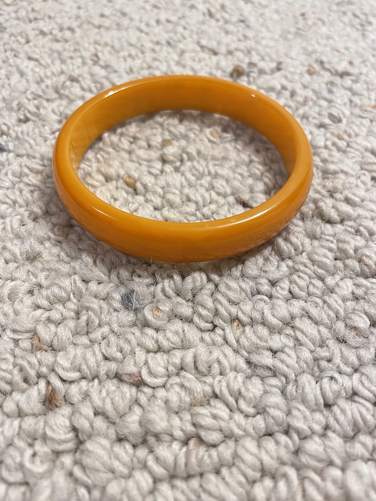Vintage Butterscotch Bakelite Bangle Bracelet 1/2 Inch Wide Great Condition