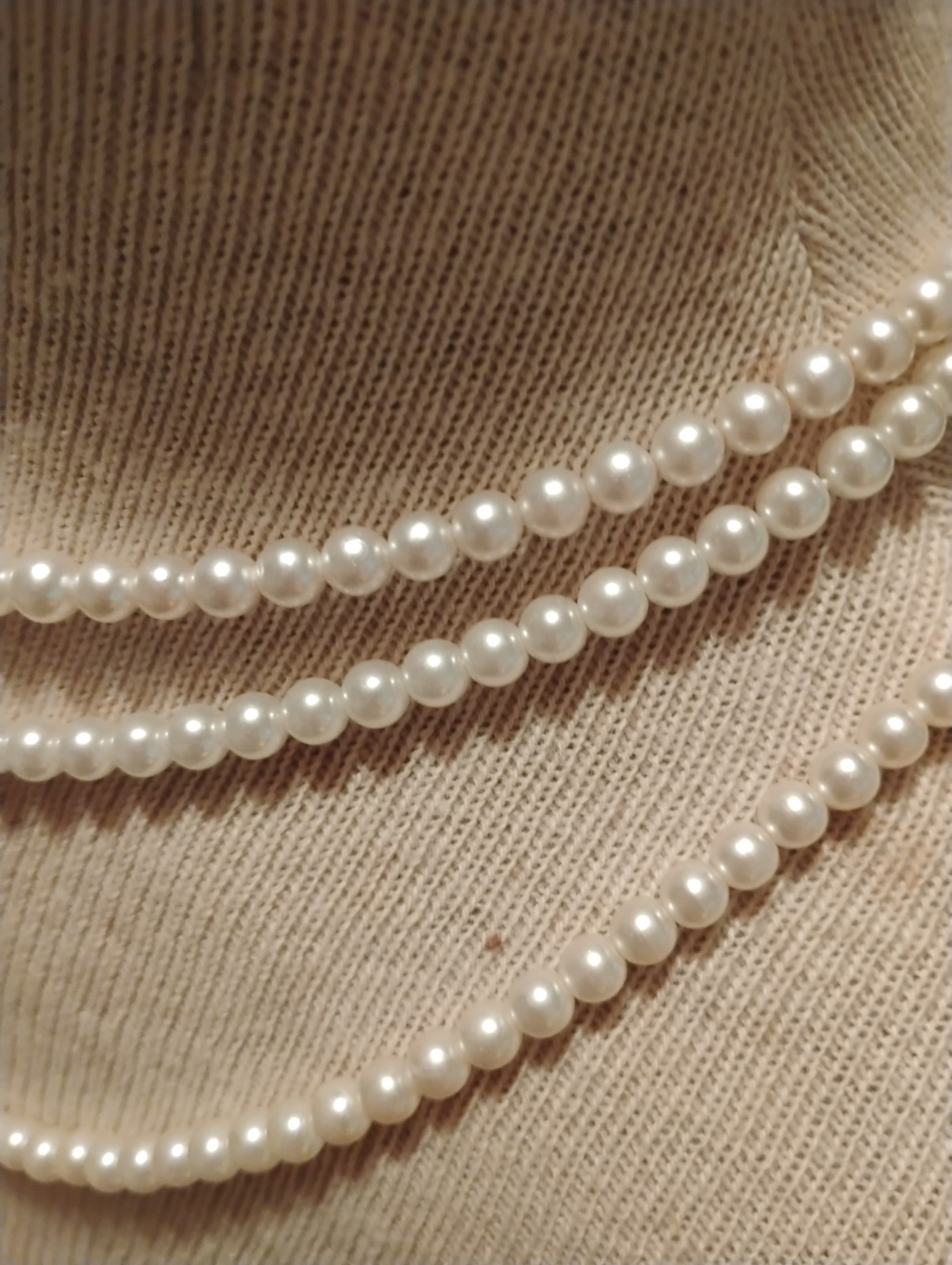 3- Single Strand Vintage Pearls Business Casual Retro Beauty