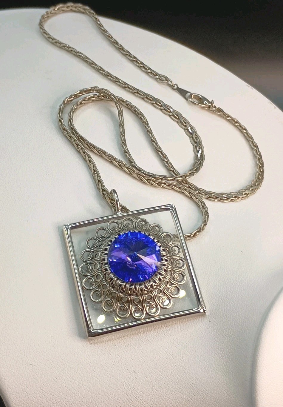 Vintage Blue Purple Rivoli Crystal Pendant Necklace Faceted Silver Tone Filigree