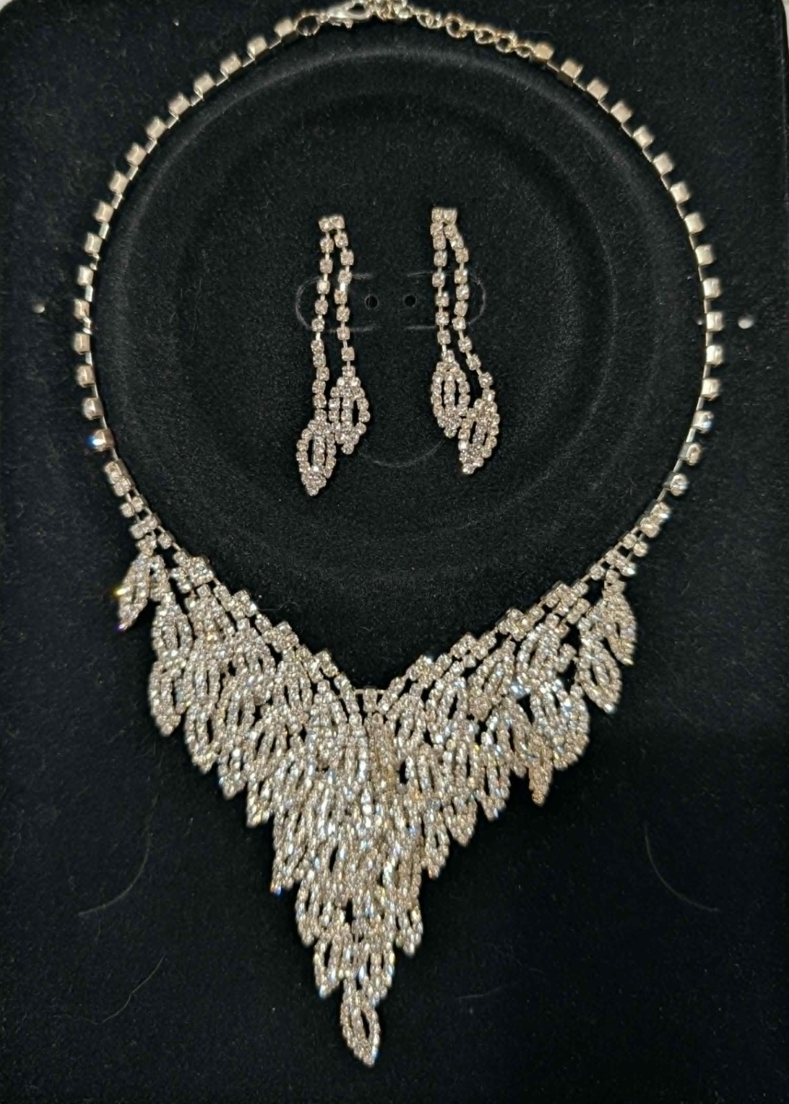 Vintage Clear Rhinestone Silver tone Necklace & Pierced Earring Set