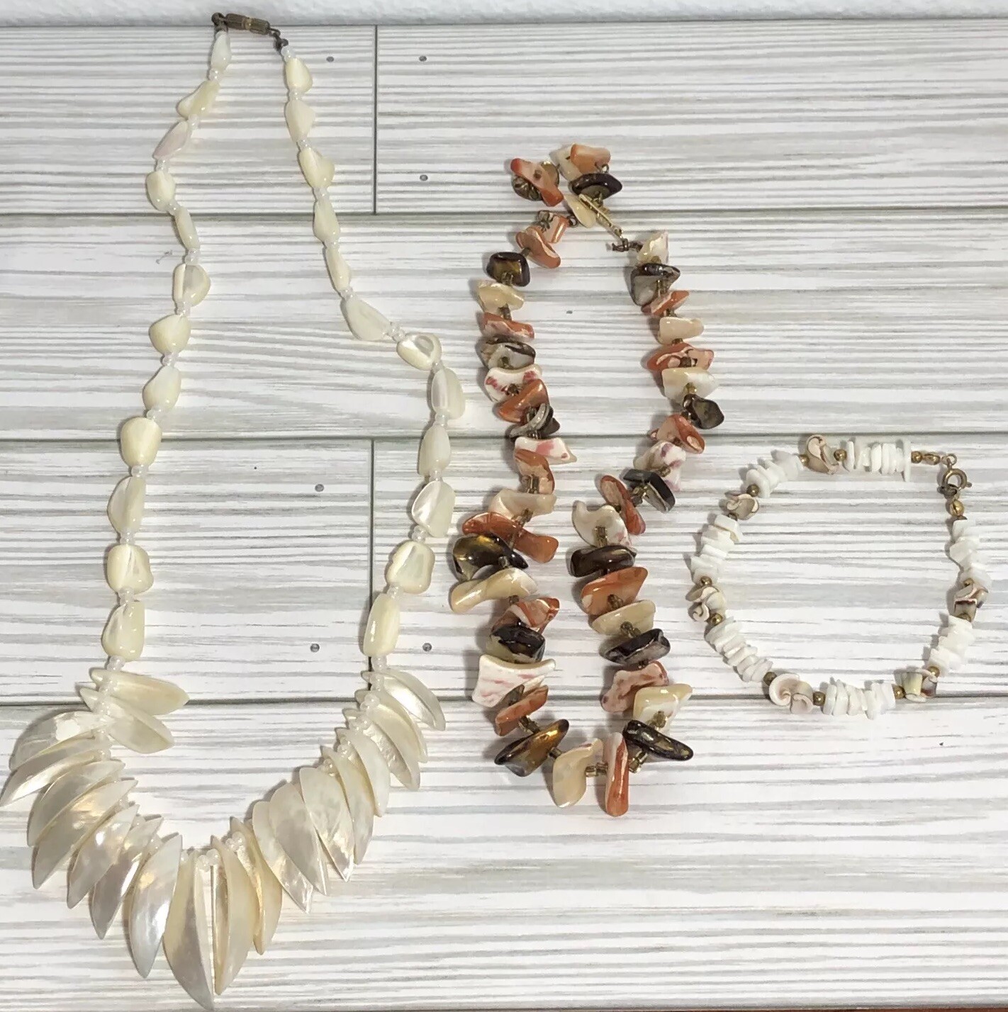 VTG Hawaiian Beach Natural Shell Necklace Bracelet lot MOP White Summer Core