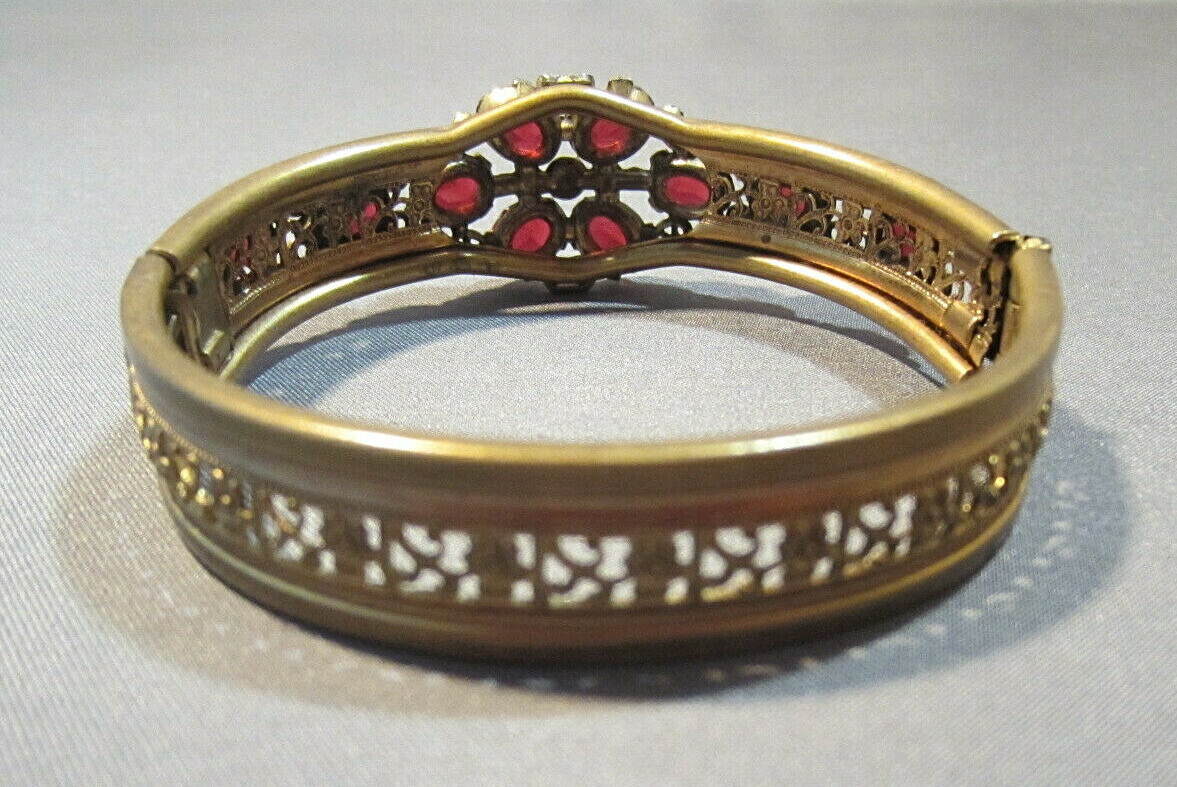 Vtg Gold Plated Filigree Bangle Bracelet w/ Red Stones & Original Box Small Size
