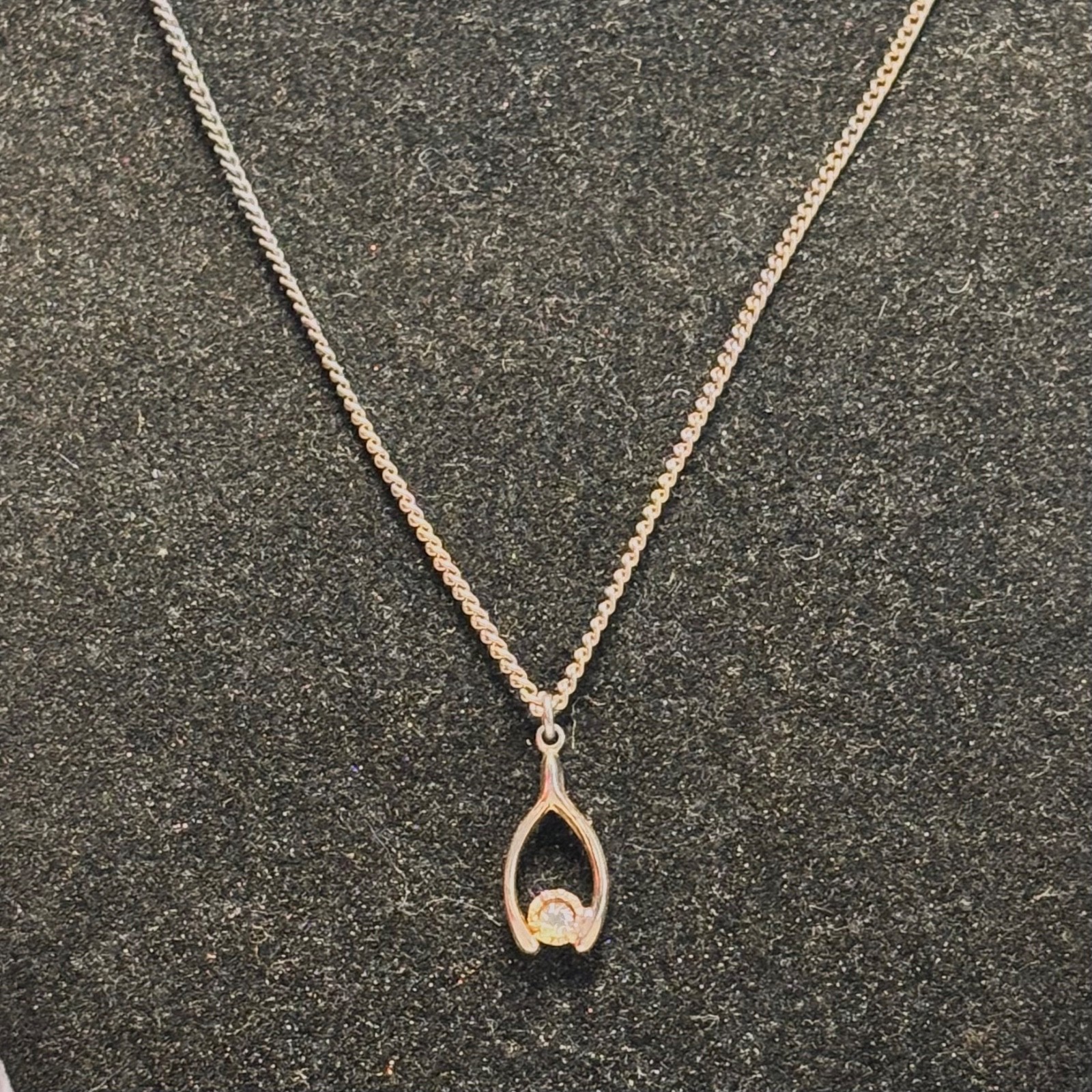 NECKLACE vintage wishbone clear faceted gem goldtone metal curb chain dainty 16″