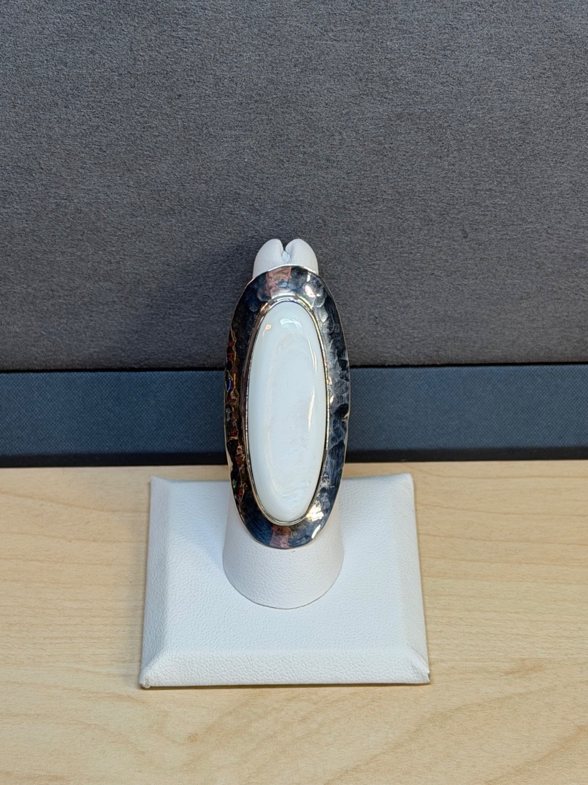DOMINIQUE DINOUART DDD Mexico 925 Silver Mother of Pearl Elongated Ring Sz 7 NEW