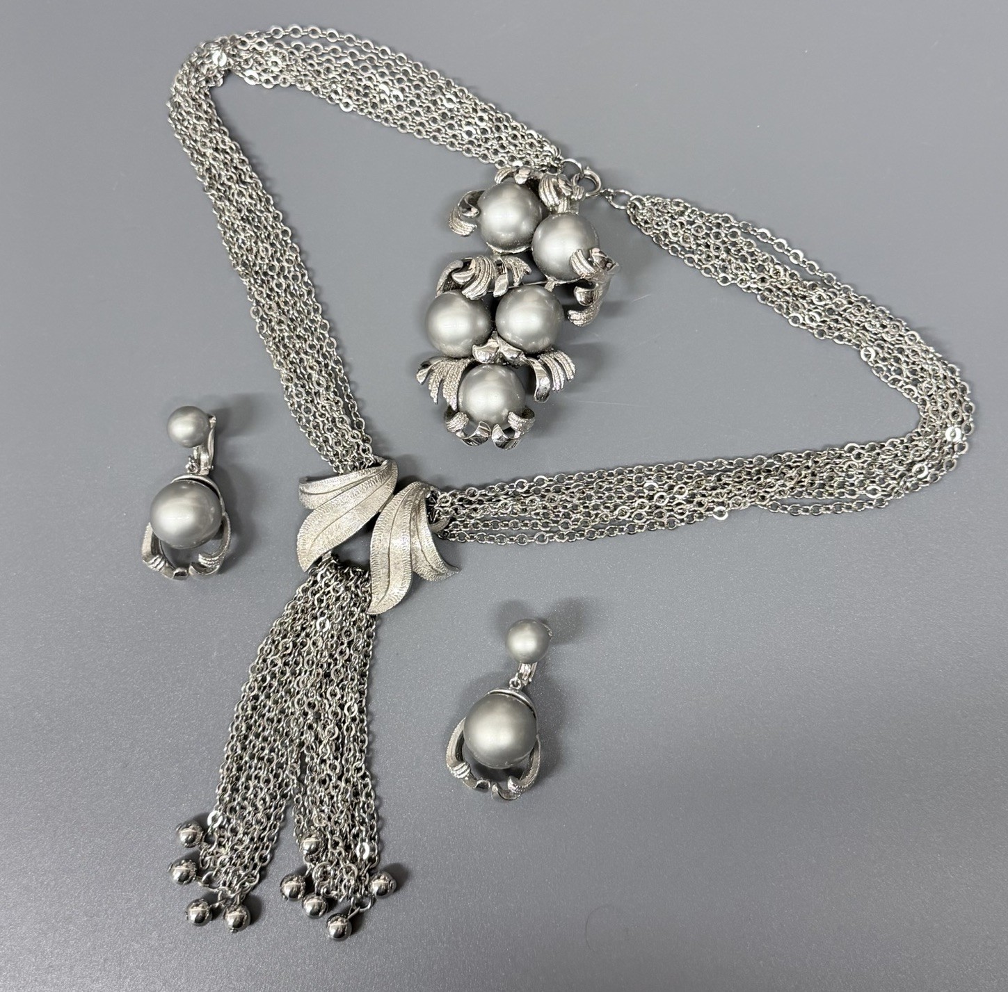 Vintage Tassel Necklace Multi Chain Gray Faux Pearl Clip Earrings Brooch Set