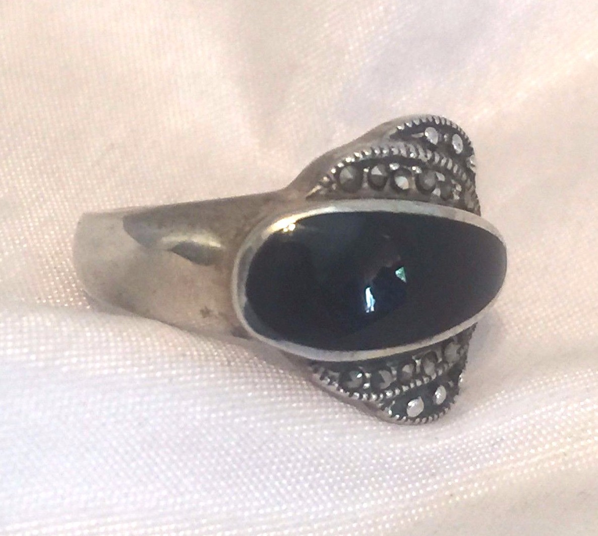 Vintage Sterling Silver Ring Onyx & Marcasite Size 7 5.7g