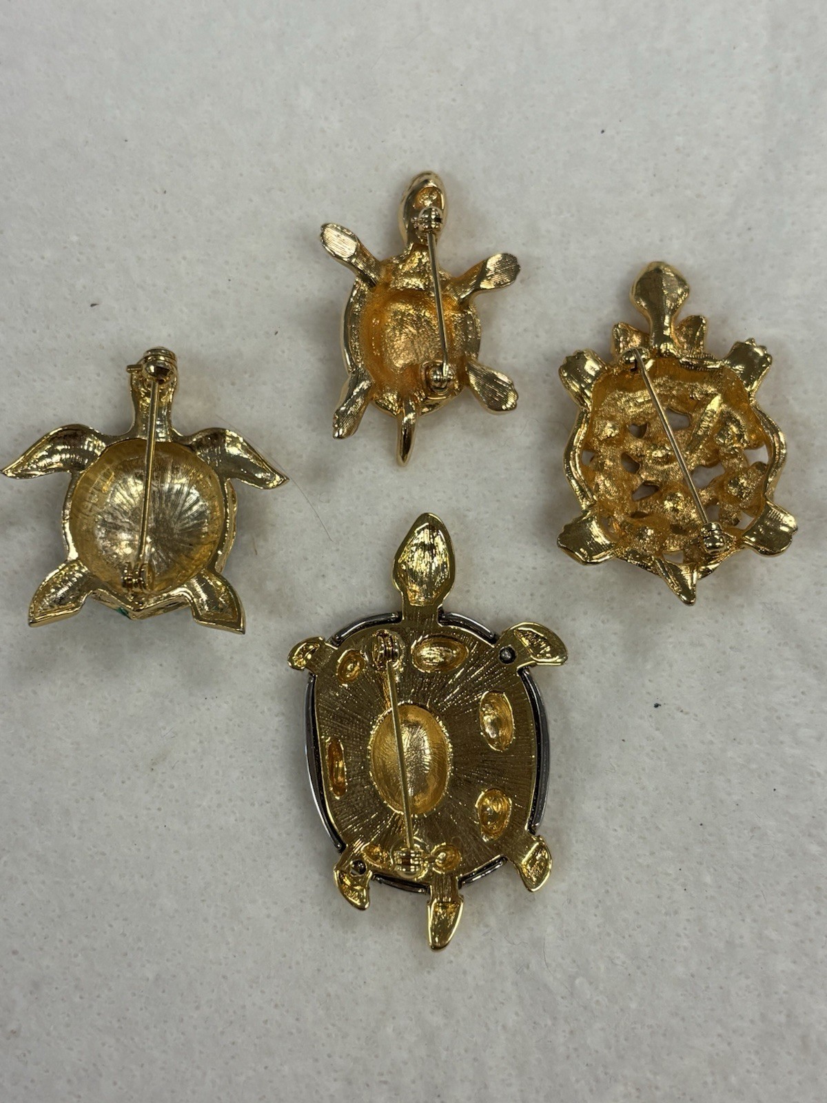 Vintage Turtle Brooch Lot Avon SAI Enamel Rhinestone Gold Tone Sea Turtle Pins