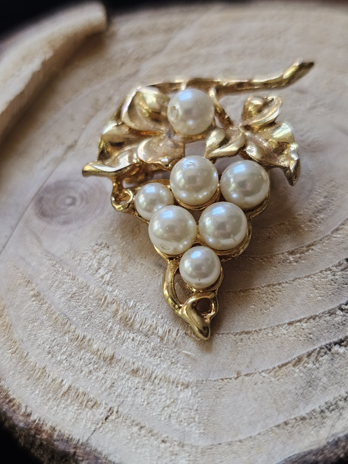 Vtg Lot 3 Brooch Grape Bunch Vine Clusters Imitation Pearl Gold Tone Fruit Pin
