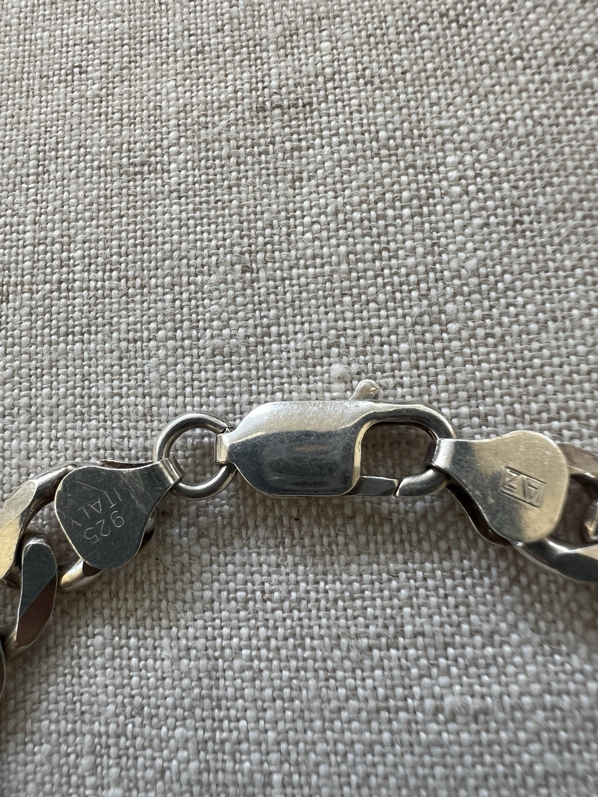 Vintage heavy solid 925 Italy AZ Sterling silver figaro chain bracelet 7.25”