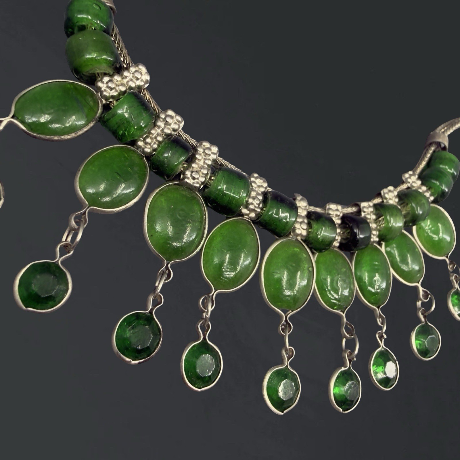 Vintage BOHO Bib Necklace GREEN GLASS Southwest Artisan Drop Dangle India Silver