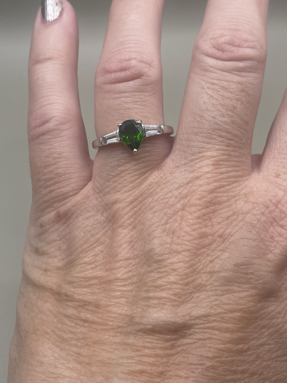 Vintage Signed STS Sterling Silver 925 Green And Clear Crystals Women’s 8 Ring