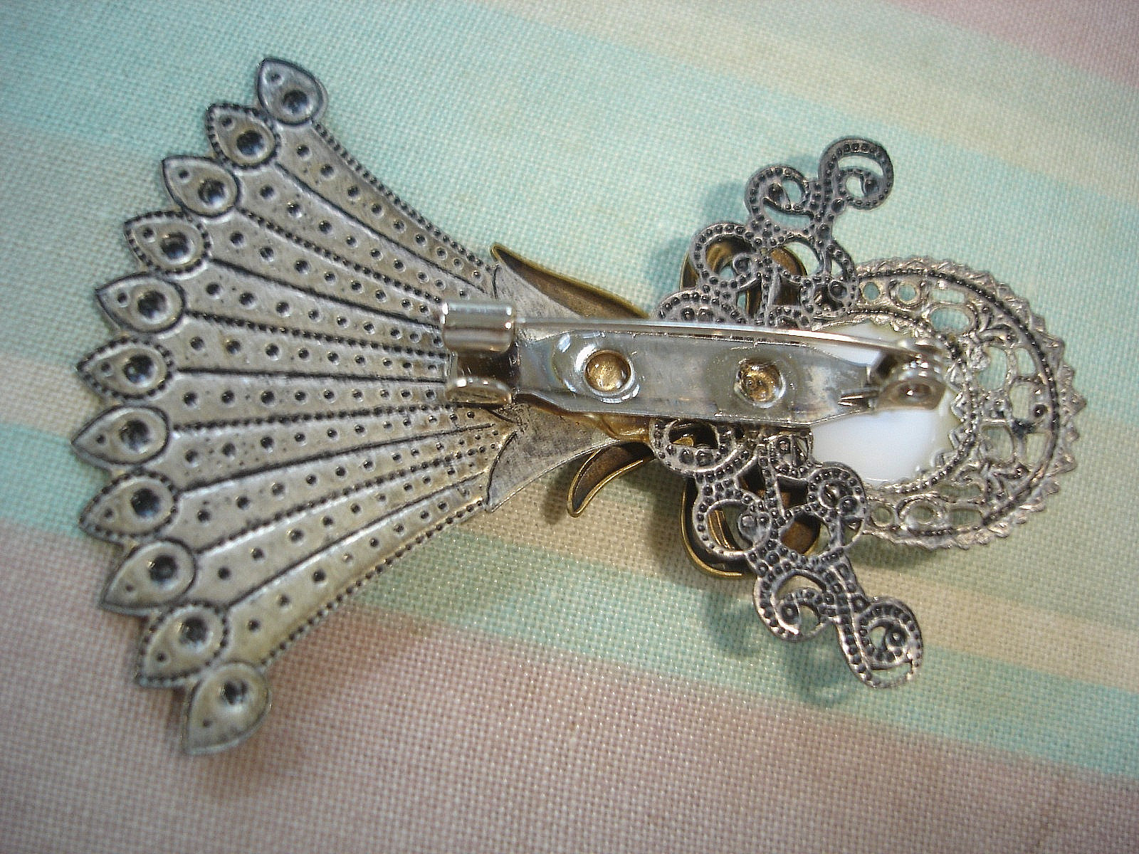 Vintage LOT of 6 HEART & ANGEL Pin Brooches-4 Heart, 2 Angels-Pearls Rhinestones