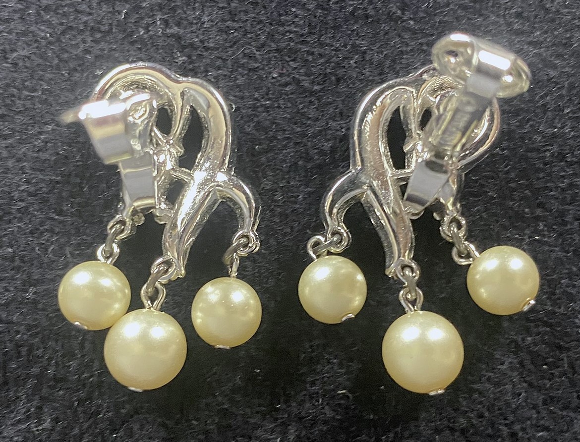 Vintage Signed Crown Trifari Jewelry, Bracelet, 3 Broochs, 4 Pair Clip Earrings