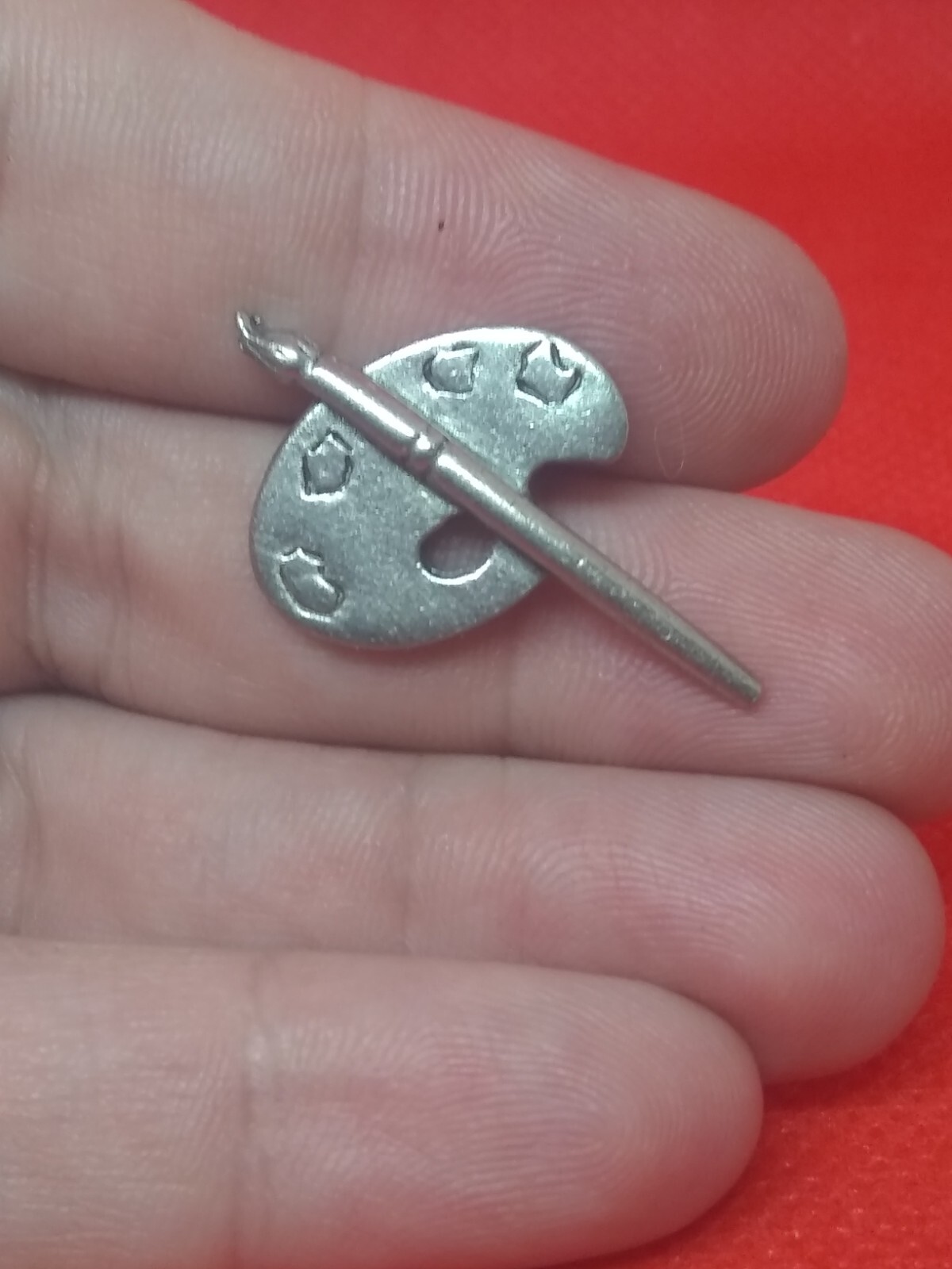 piant palette pin marked Clift
