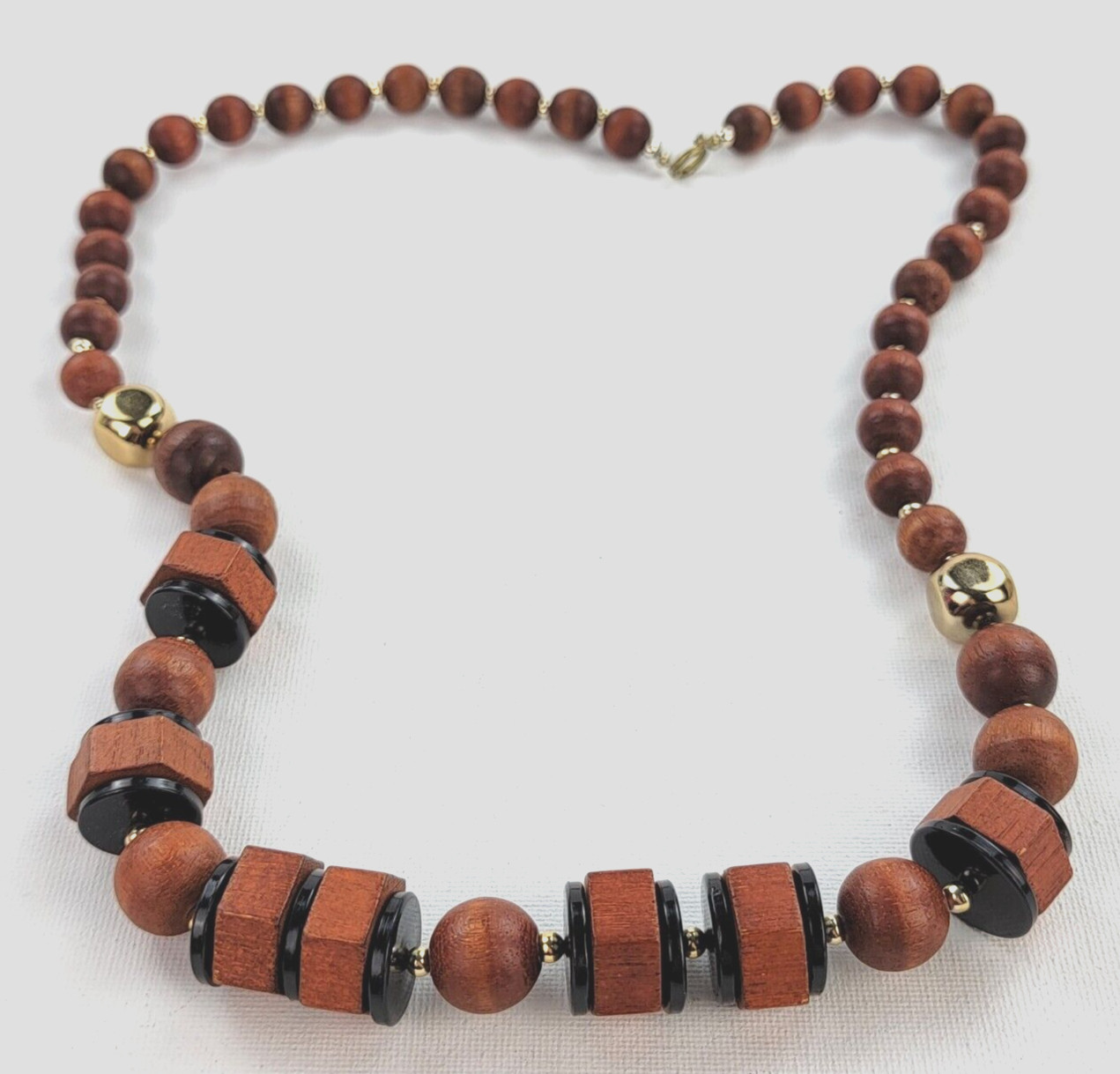 Wooden Beaded Necklace Mid Century Modern 29″ Reddish Brown Statement Vintage