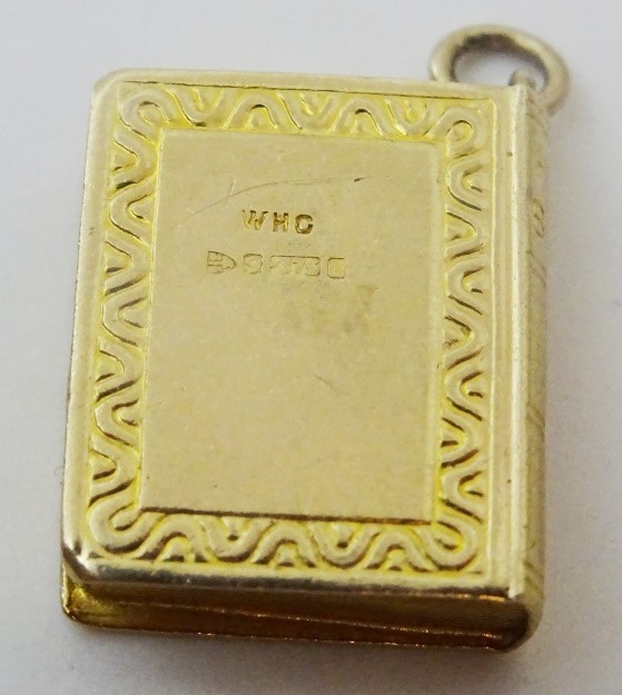 Vintage 9 karat gold Holy Bible Charm