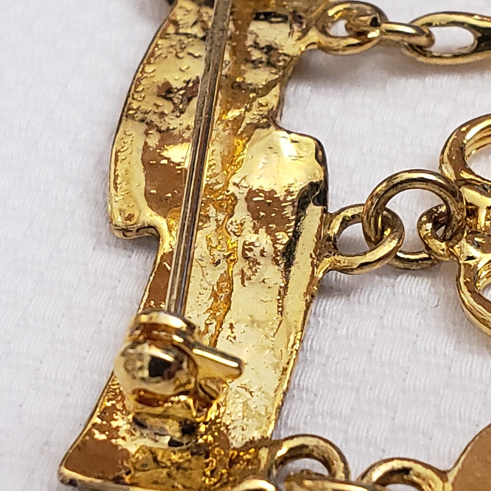 Sewing Tools Gold Tone Vintage Brooch Jewelry Measuring Tape Needle Scissors ++