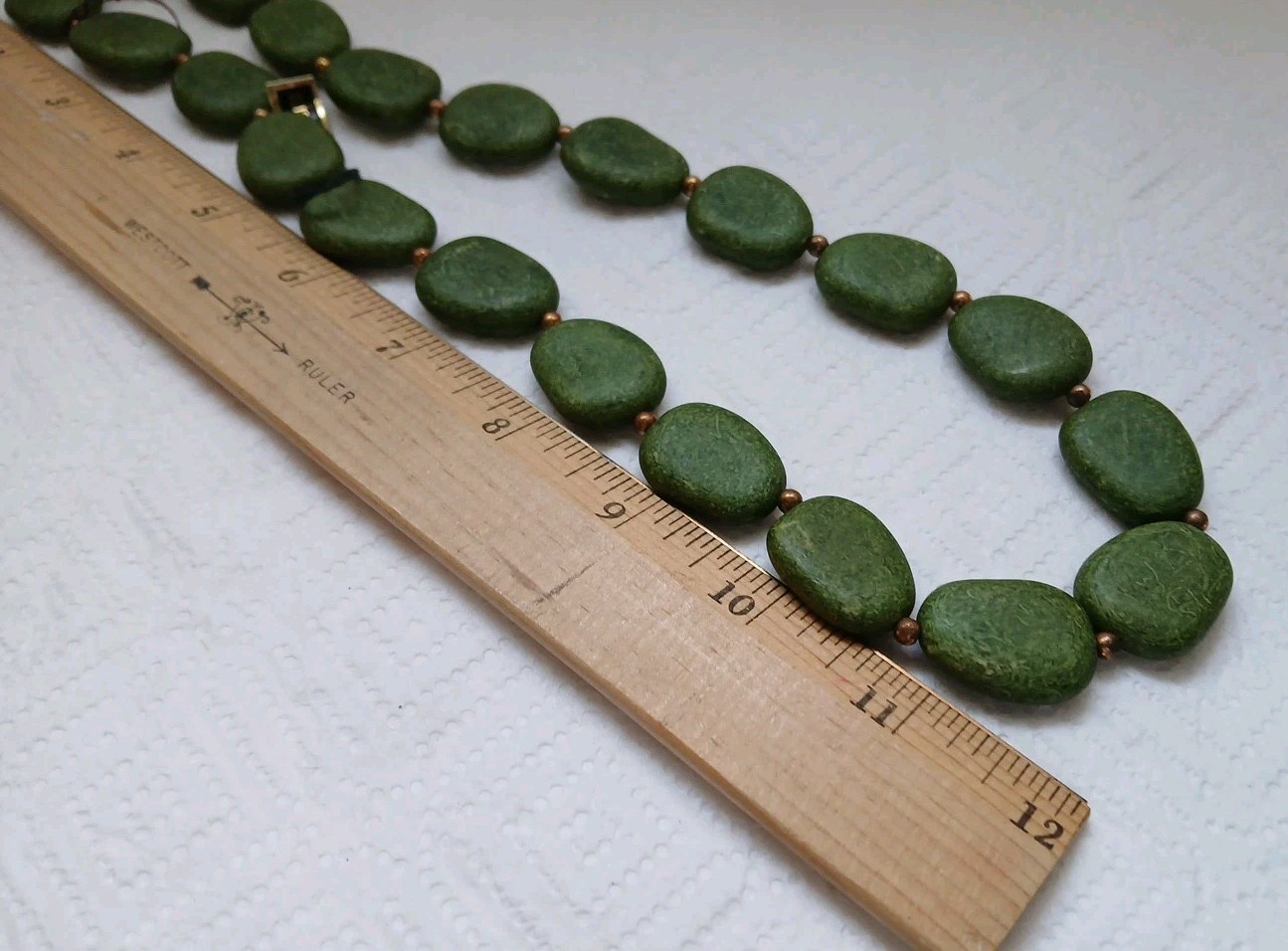 Vtg Retro/Mid Century Style Genuine Green Lucite 24″ Necklace Made In Hong Kong