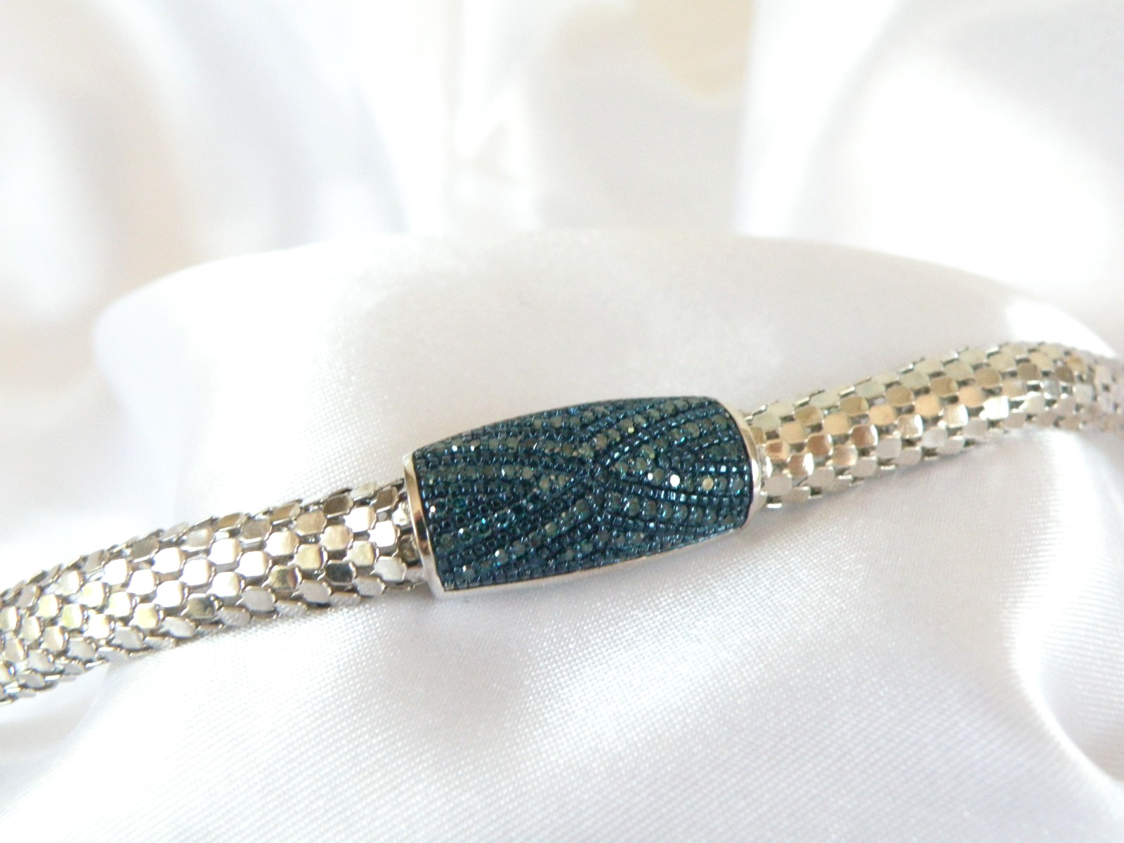 Sterling Silver 925 Natural Irradiated Blue Diamond Mesh Popcorn Bracelet 7″