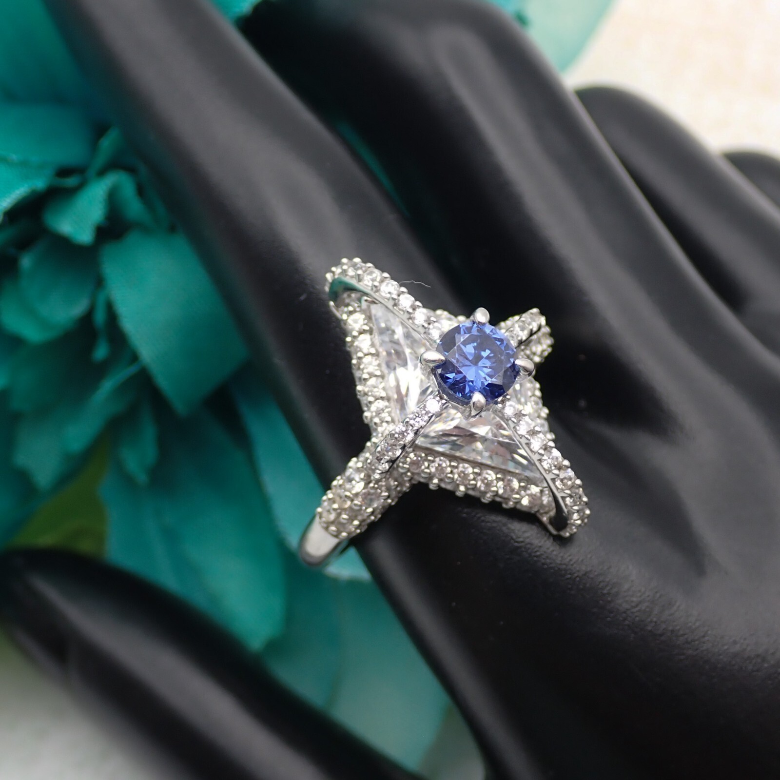 Vtg HSN High Relief Blue Clear CZ Pave Designer Sterling Silver Size 12 Ring