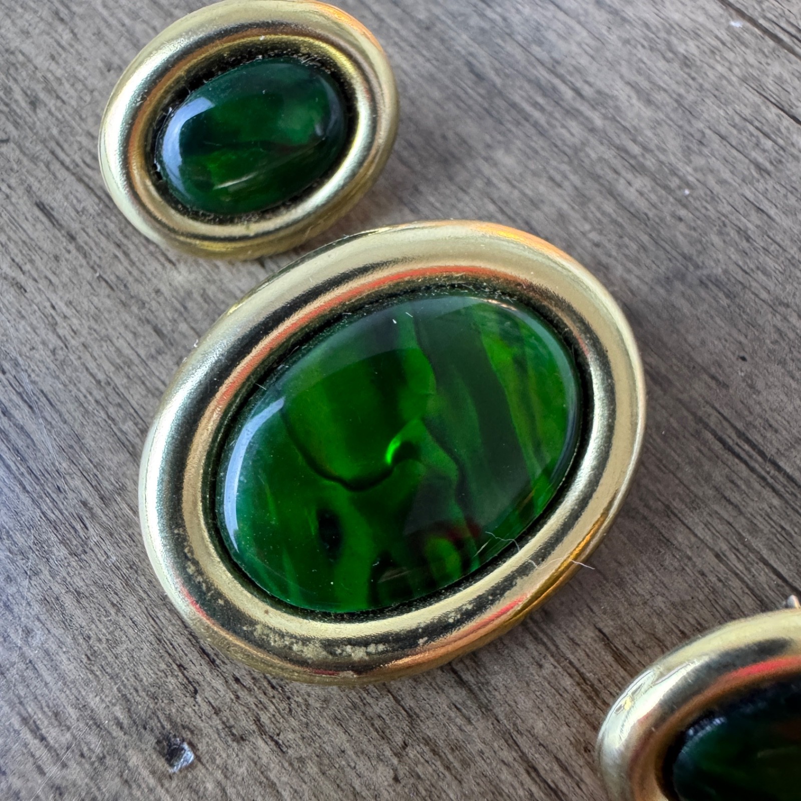 Vintage 1990’s Green Oval Stud Earrings and Brooch Set