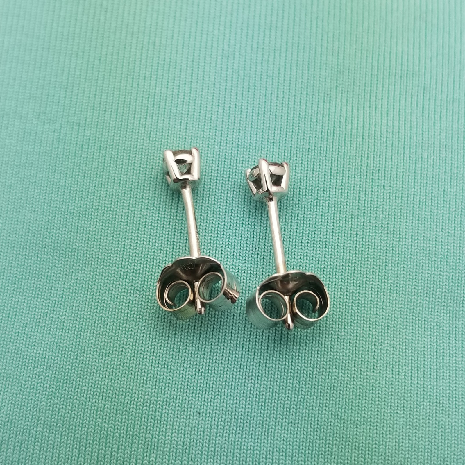 14K White Gold Diamond Stud Earrings, .15CTW, Vintage, Every Day Studs