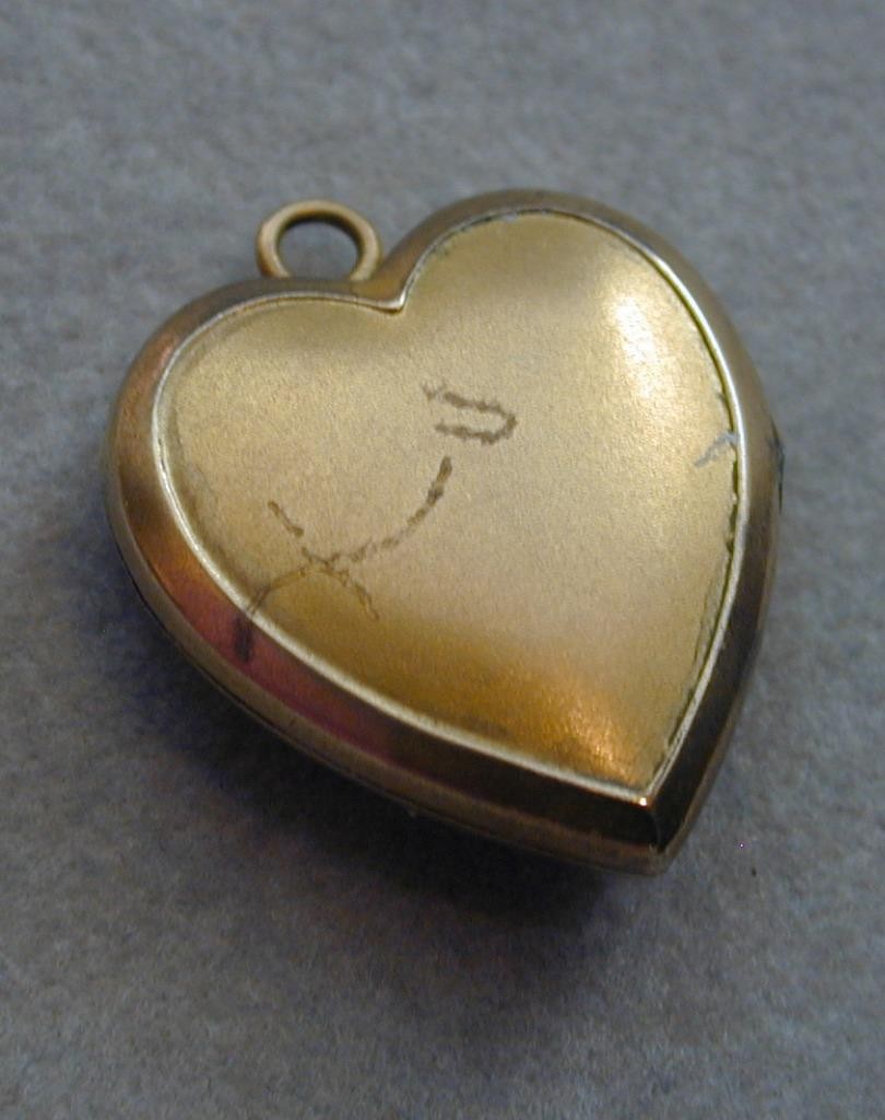 Victorian Gold & Rose Tone GF Jeweled Ornate Heart Locket