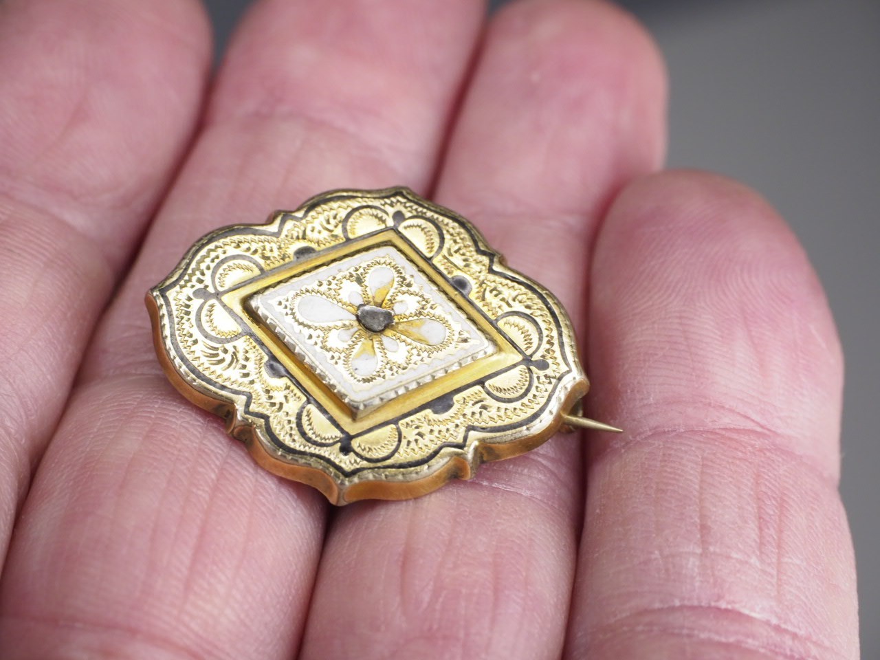 Antique gold filled with black & white enamel brooch C clasp jewelry