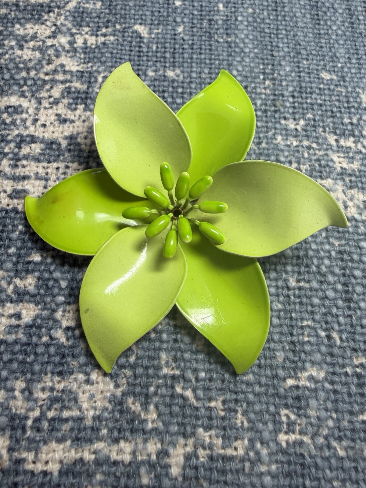 Rare Retro Lg Hippy MCM 60’s Lime Green Enamel Metal Flower Brooch Bead Center
