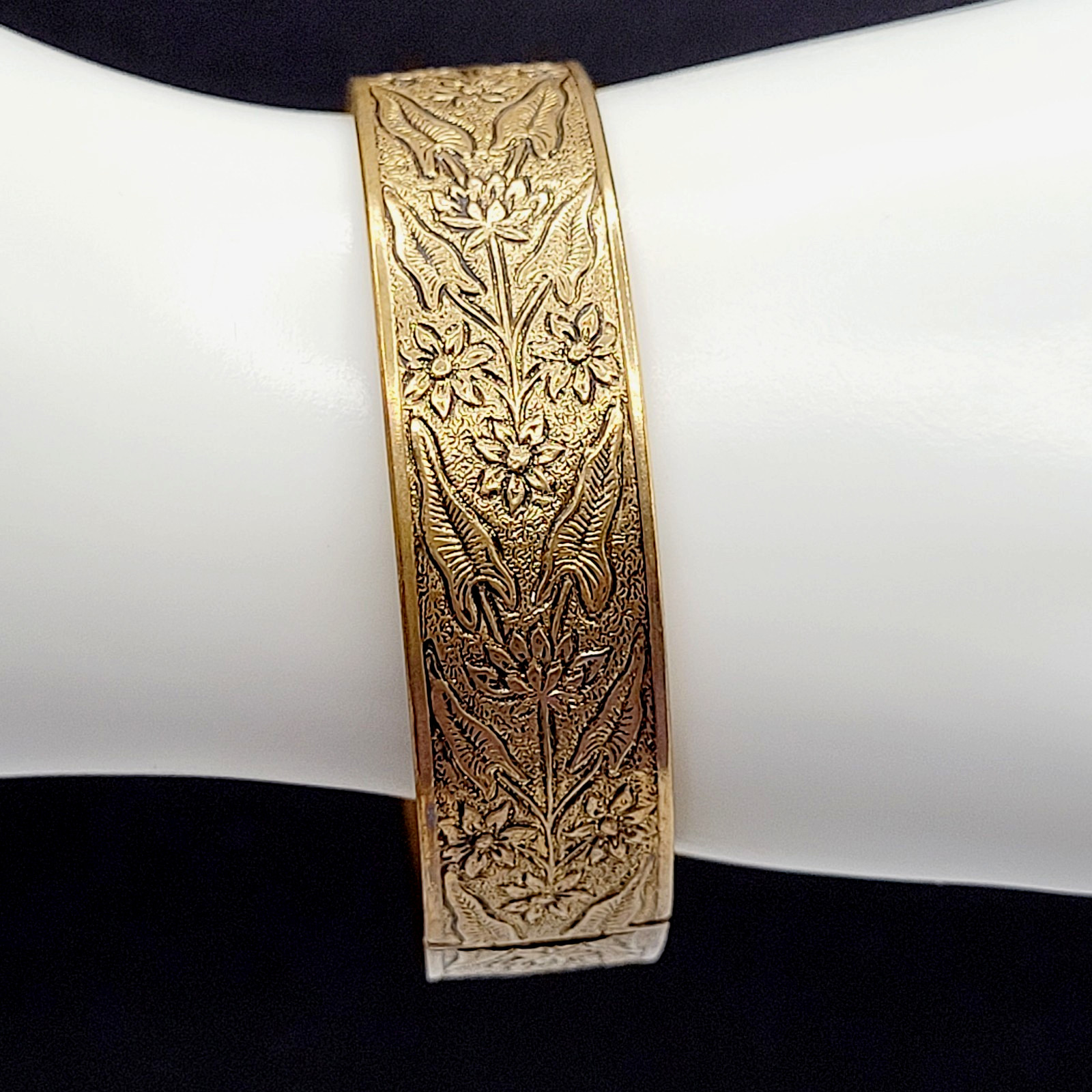 Victorian Style Brass Hinged Floral Embossed Gold Tone Metal Bangle Bracelet