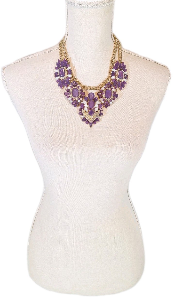 VTG Retro Goldtone Purple Resin Gem Statement Bib Necklace Regal Floral Cluster