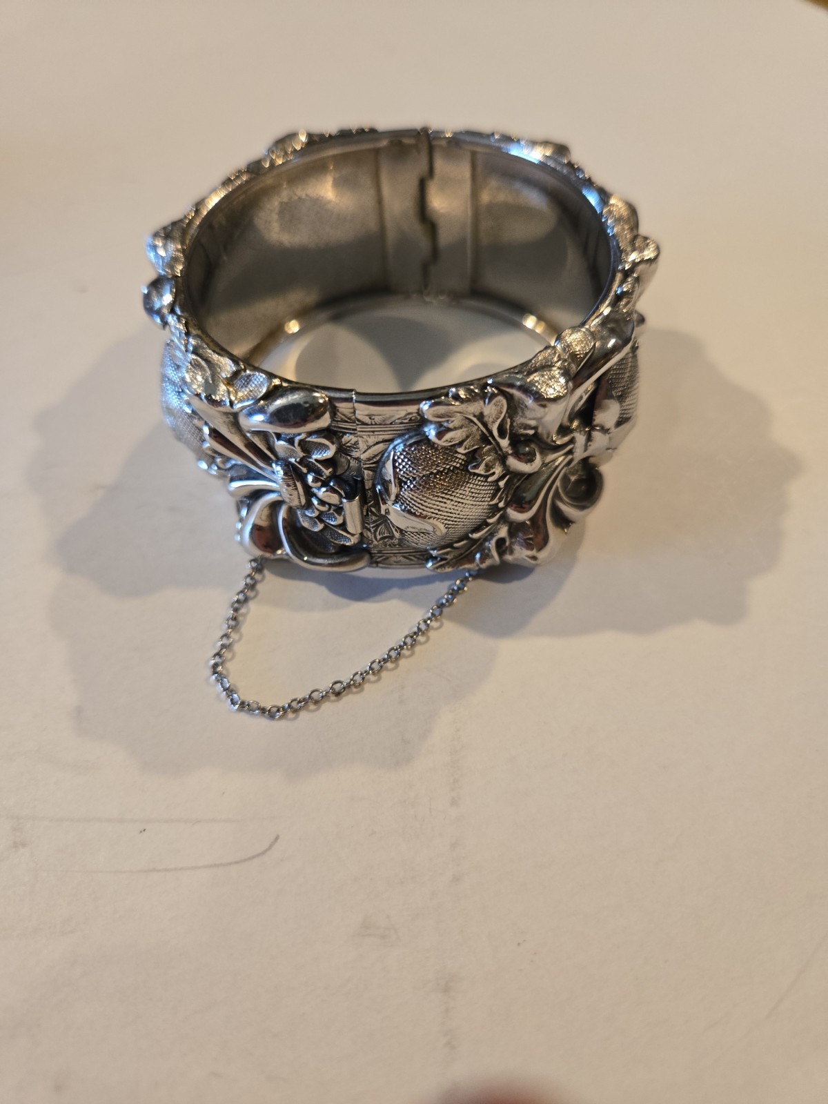 Vintage Bracelet Whiting and Davis Cuff Floral Motif Repousse Clamper Hinge