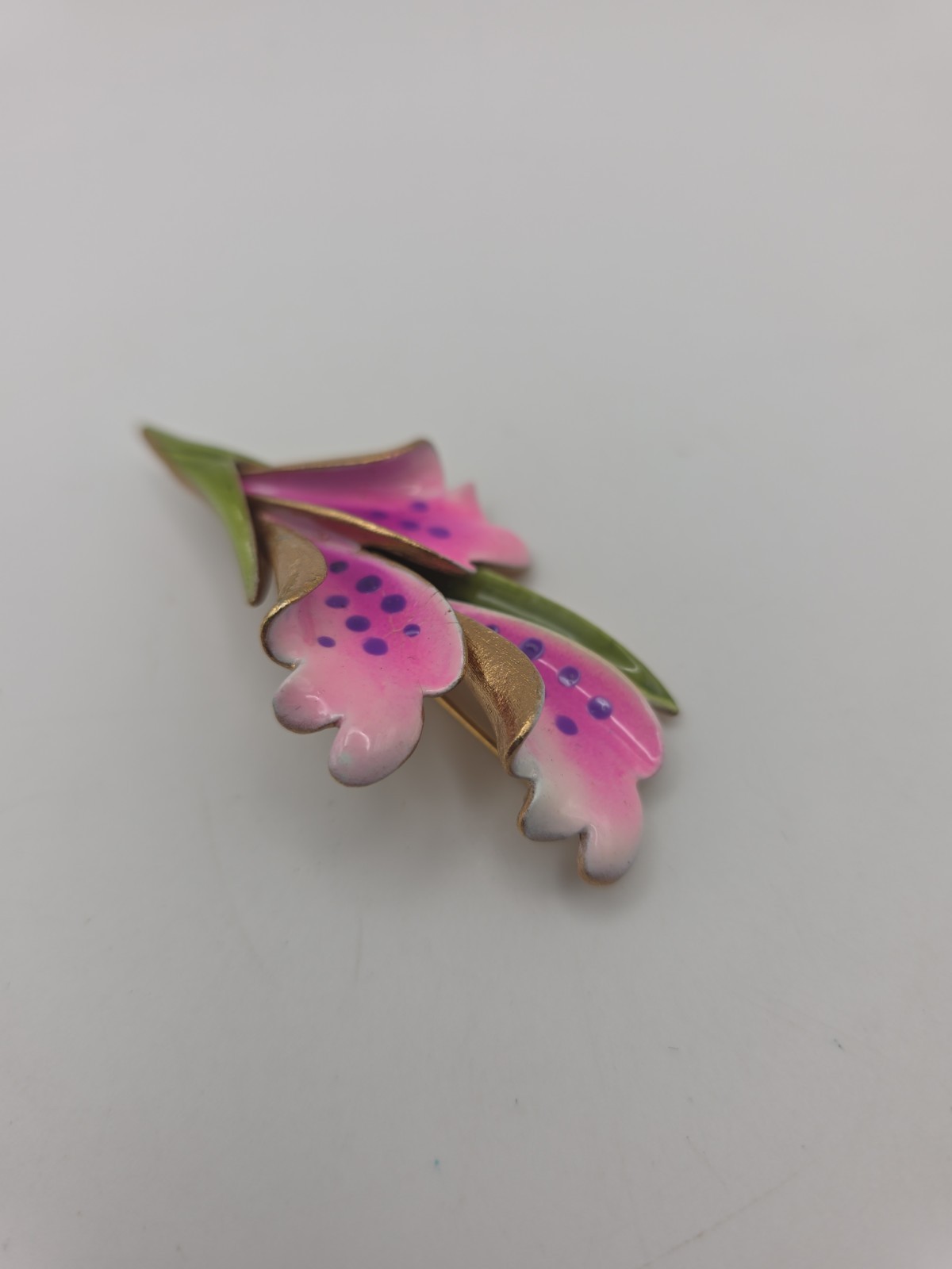 Vintage Corocraft Enameled Pink Purple Lily Orchid Retro Brooch Gold Tone Signed