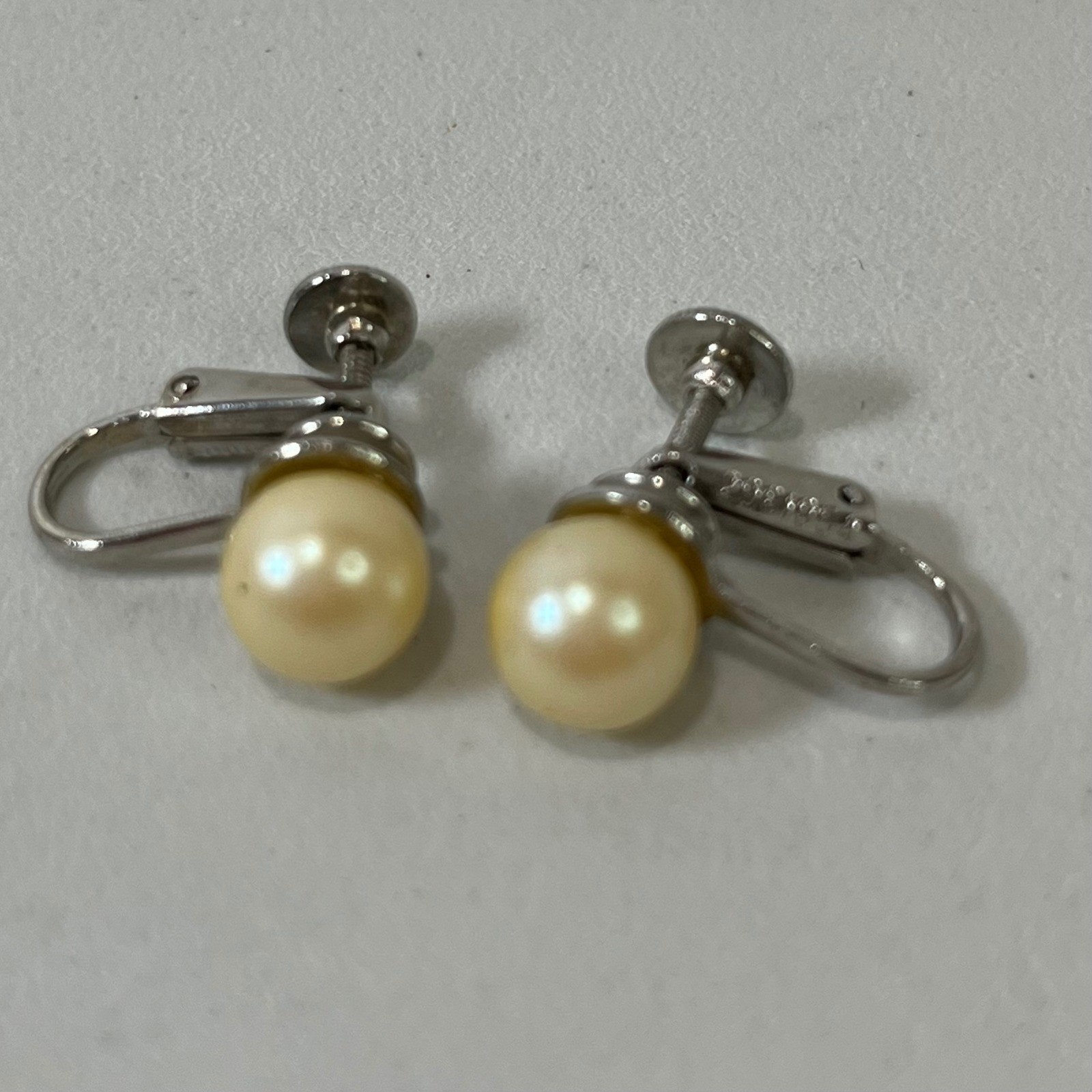 Vintage Pearl Earrings Silver Screw Back Classic Elegant Bridal Old Money Estate