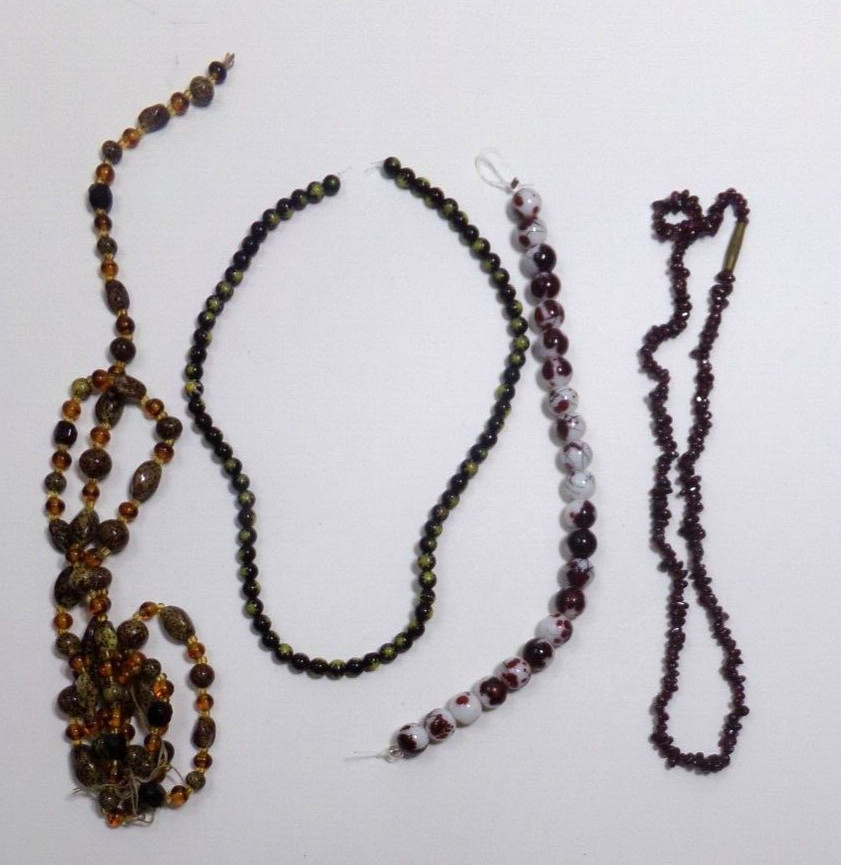 LOT OF 4 STRANDS OF 4-10 mm BEADS for jewelry making bz8cr v88cr JZ72