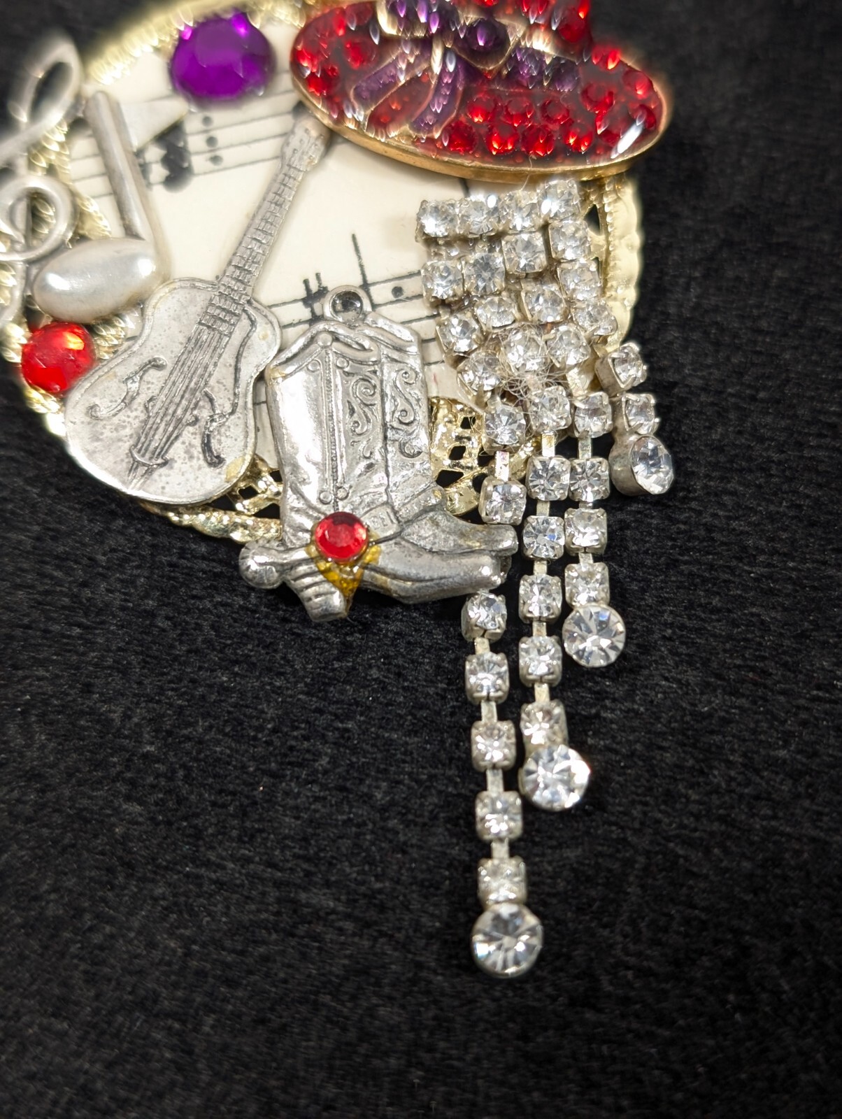 Vintage Artisan Red Hat Rhinestone Music Note Boot Spoon Pendant