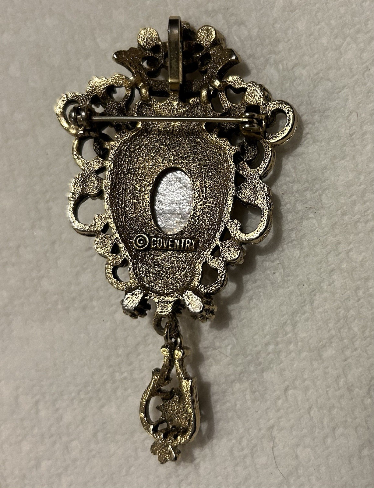 VINTAGE SARHA COVENTRY CROWN TOP BROOCH RINE STONES FREE SHIPPING USA