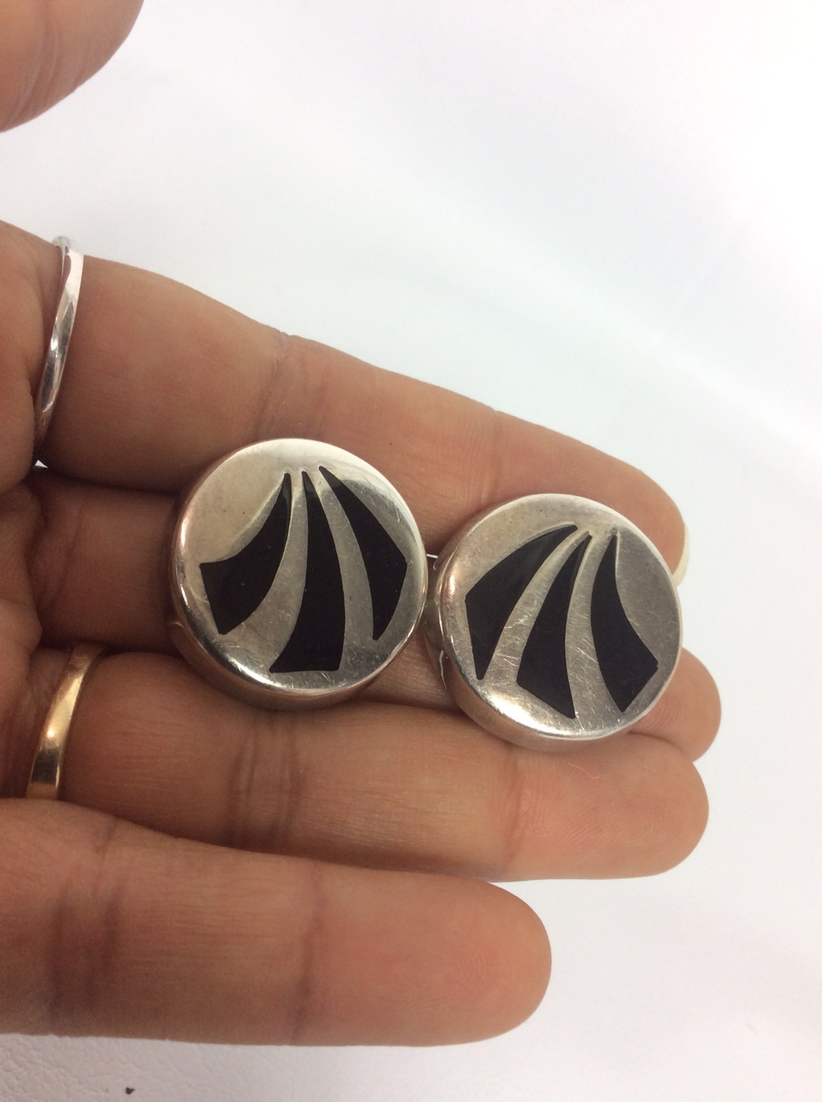 Beautiful Vtg Mexico Taxco sterling silver 925 Onyx Modernist Clip earrings