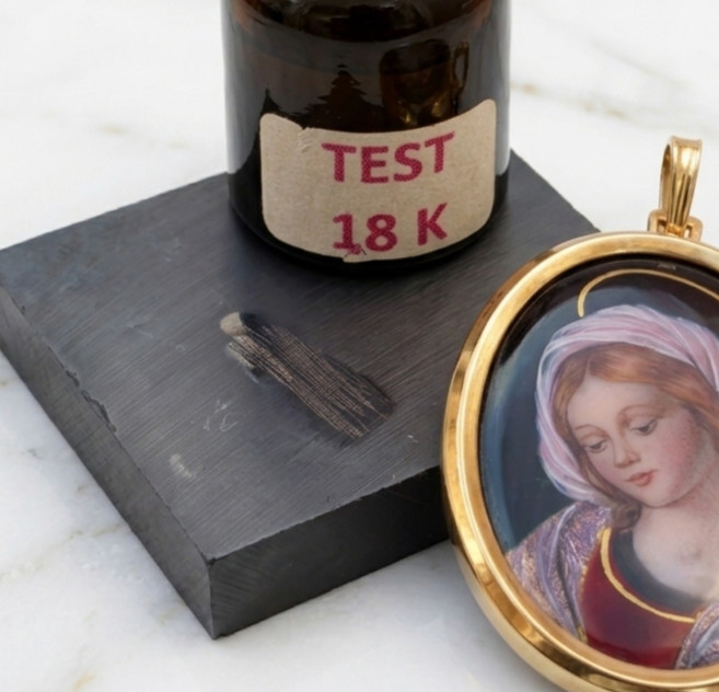 Fine Antique Art Nouvea 18K 18CT Gold Enamel Virgen Mary Medal Pendant Ca 1900