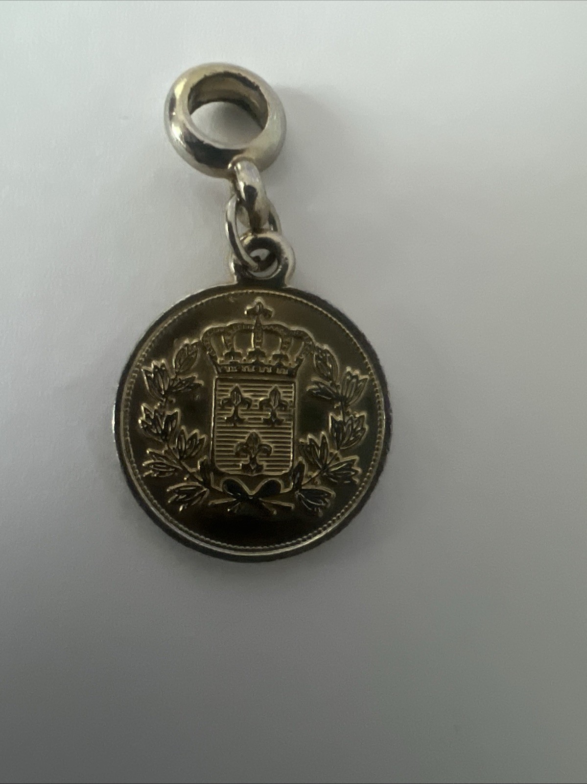 Vintage 1971 Queen Elizabeth The Second Pendant/Charm Silver Tone