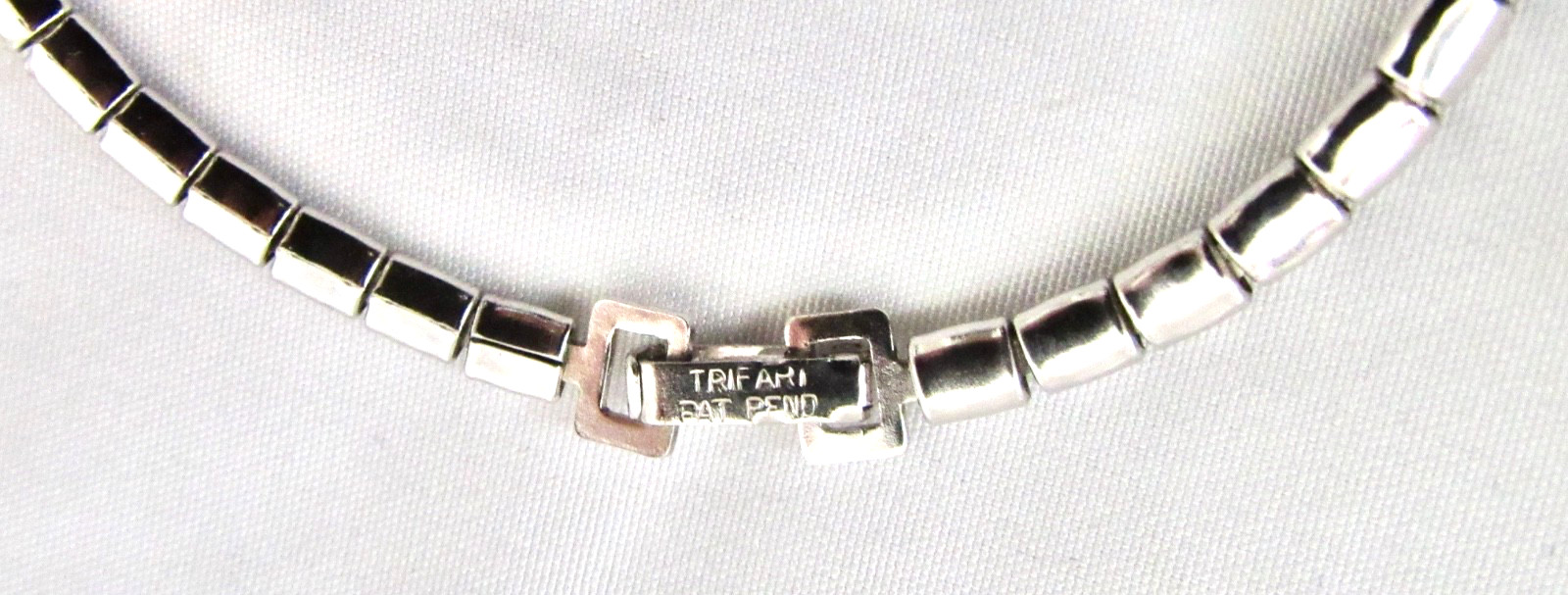 VTG C Trifari/Alfred Phillipe Necklace Dangling Grapes SilverToned Beautiful WOW