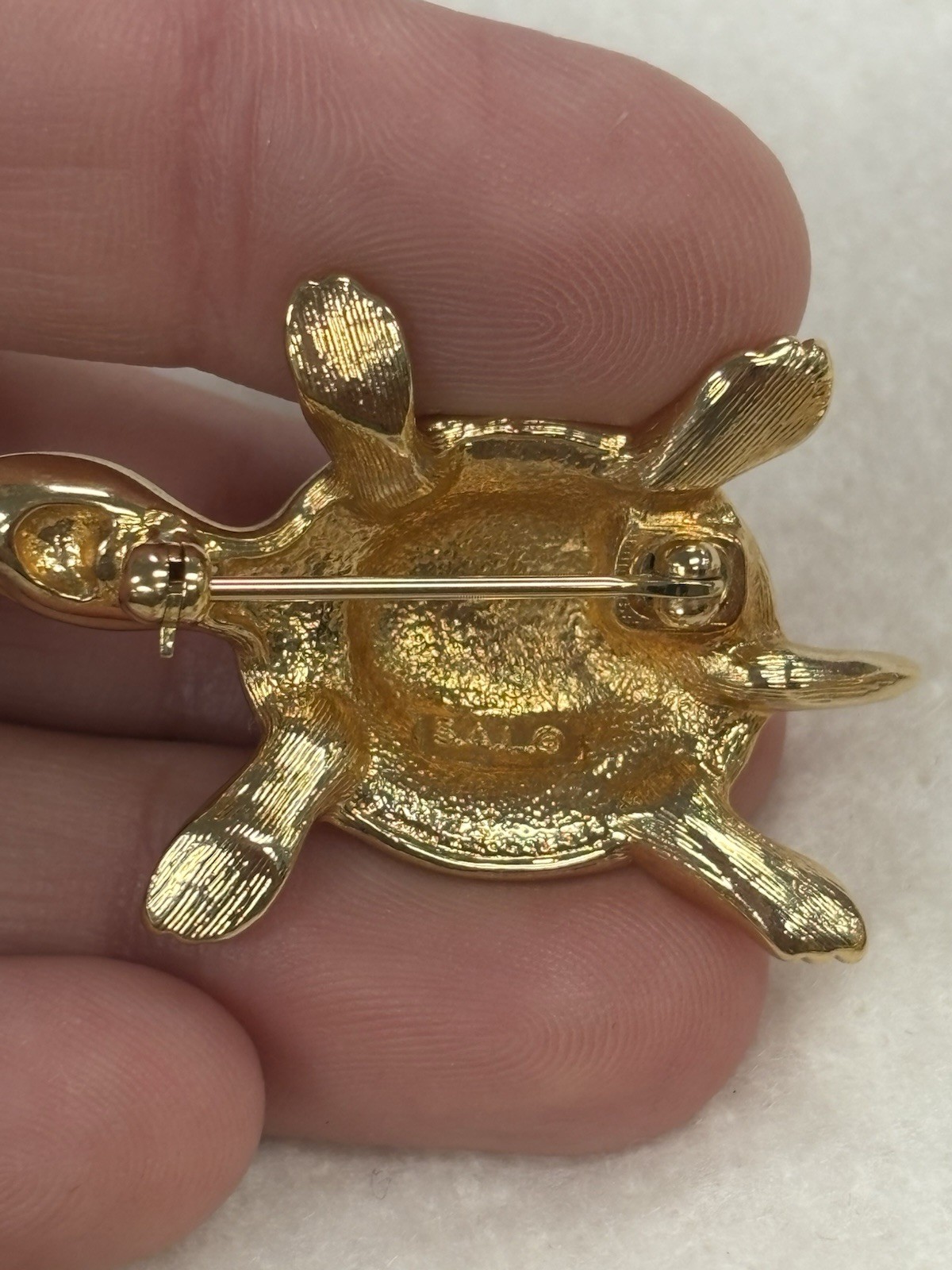 Vintage Turtle Brooch Lot Avon SAI Enamel Rhinestone Gold Tone Sea Turtle Pins