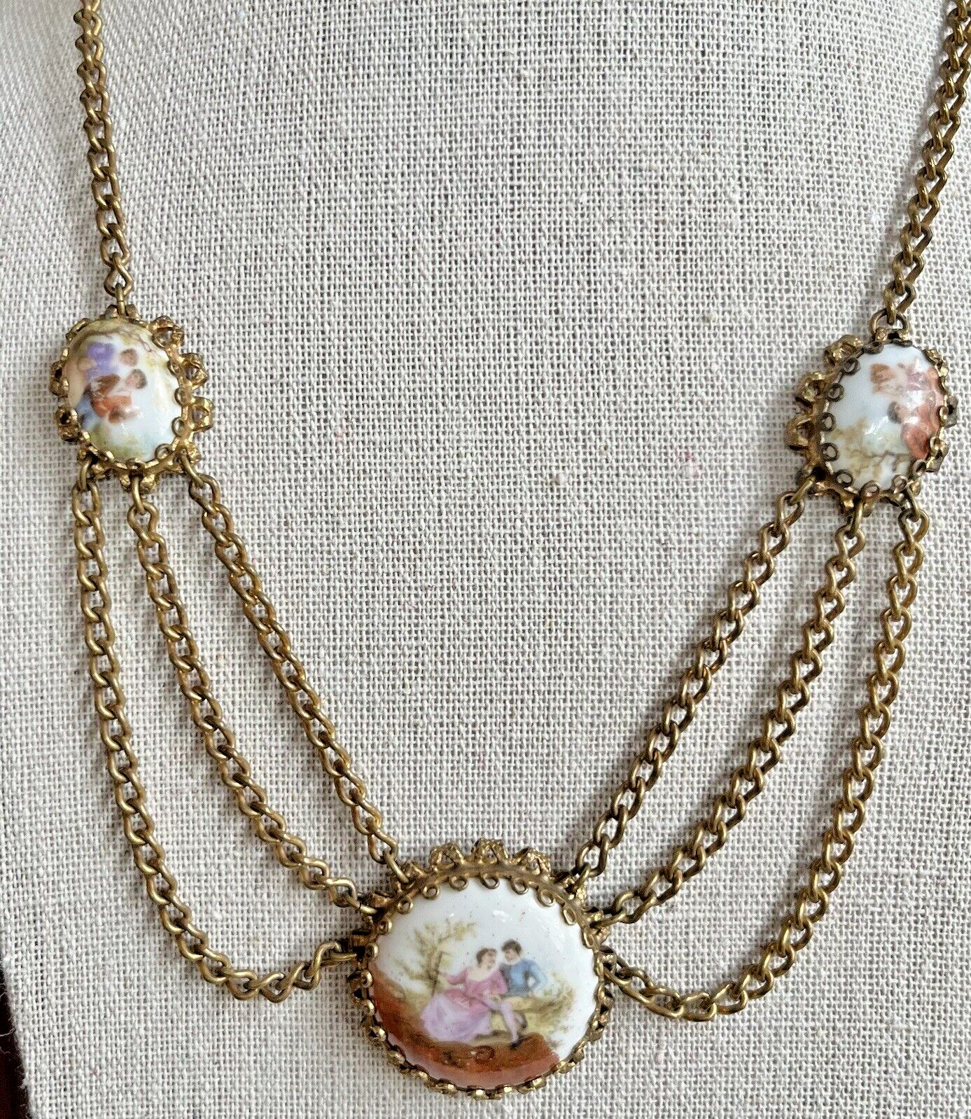 VTG Porcelain Festoon Necklace Transferware Courting Couple Statement Necklace